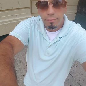 Meet your Posher, Christian